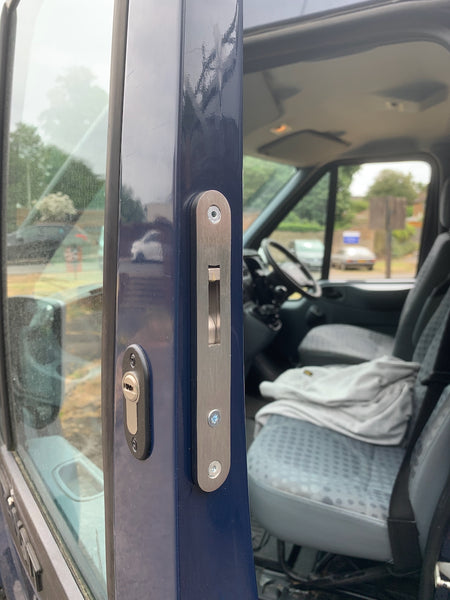 Ford Transit Mk7 cab door hooklock