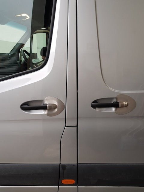NEW Sprinter 18 passenger Armaplate