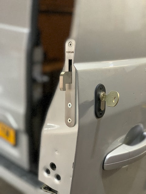 Ford Transit Custom rear door hooklock