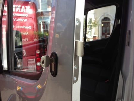 VW Crafter cab door deadlock