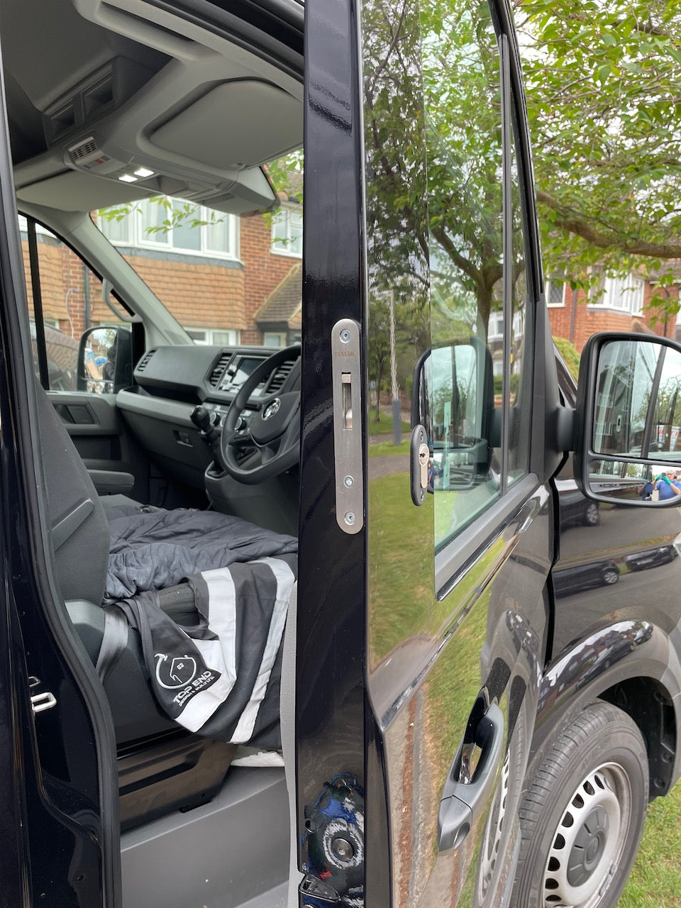 Drivers door hooklock for new VW Crafter