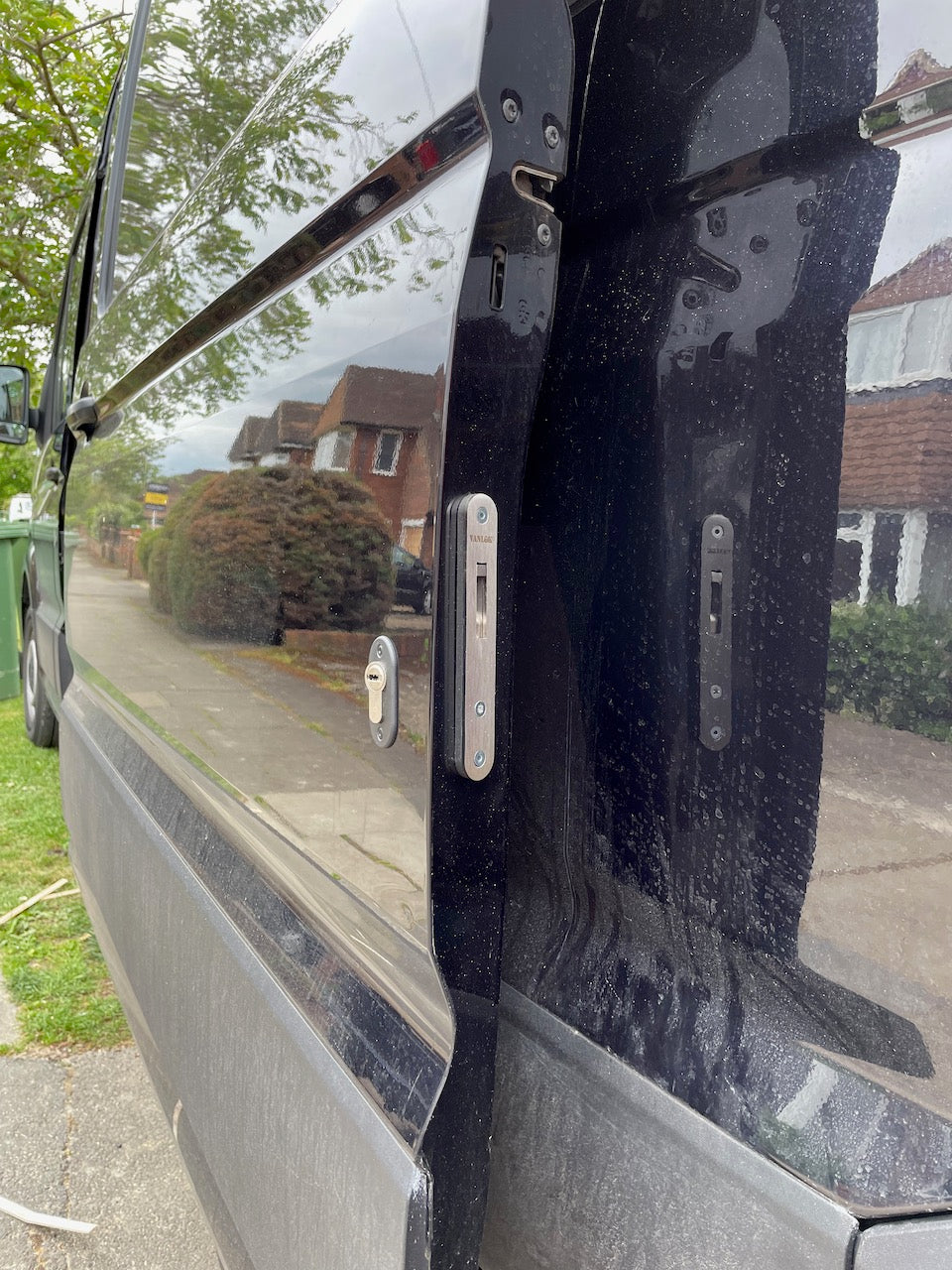 VW Crafter sliding door hooklock