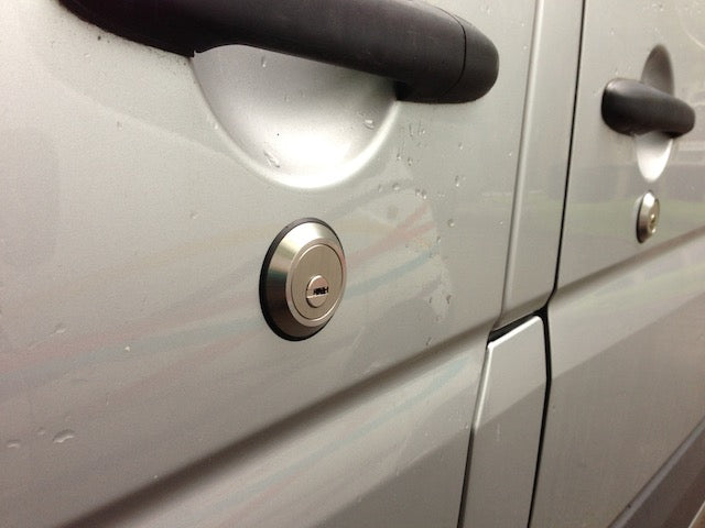 Sprinter 06 cab door slamlock
