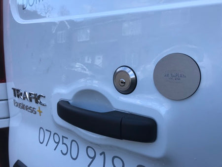 Nissan NV300 2014 Blockade Latch Shield