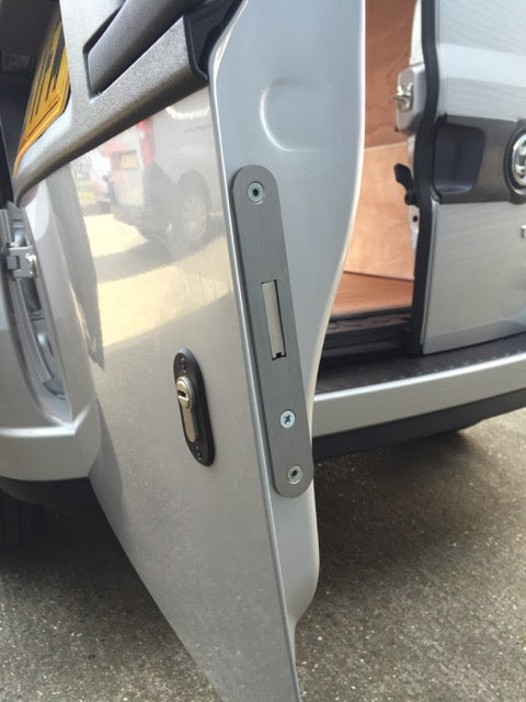 Fiat Doblo rear door deadlock