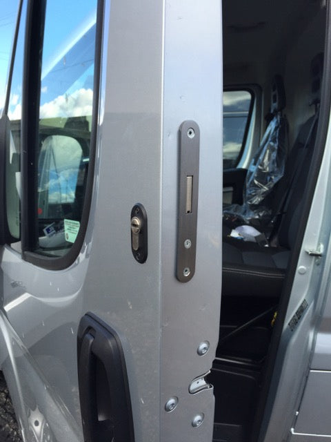 Fiat Ducato cab door deadlock