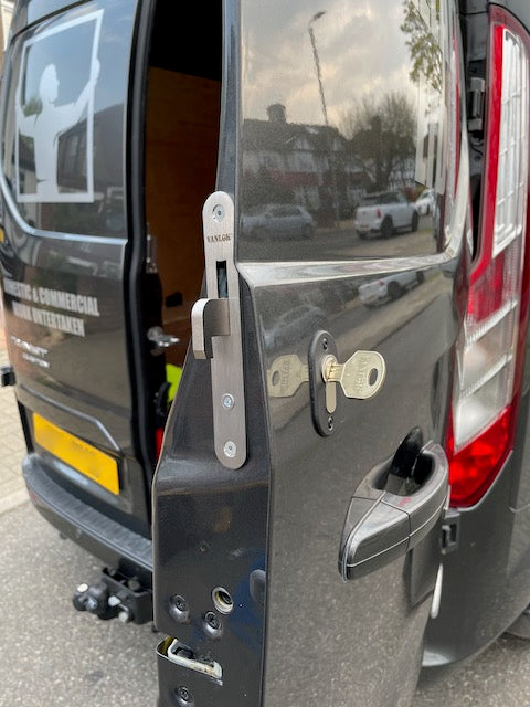 Transit Custom twin rear door hooklock