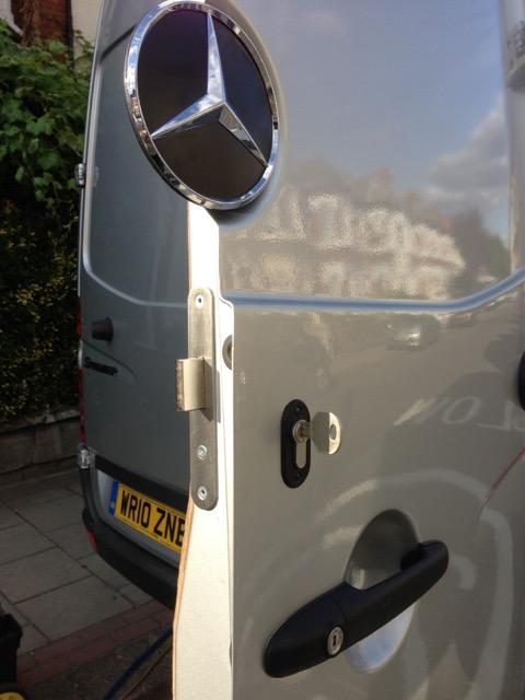 Mercedes Sprinter rear door deadlock