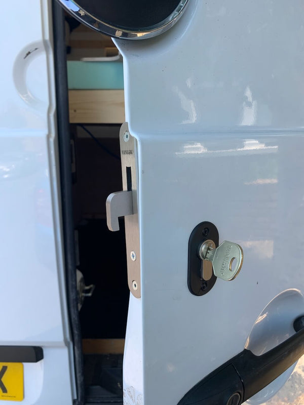 Rear door hooklock for Mercedes Sprinter