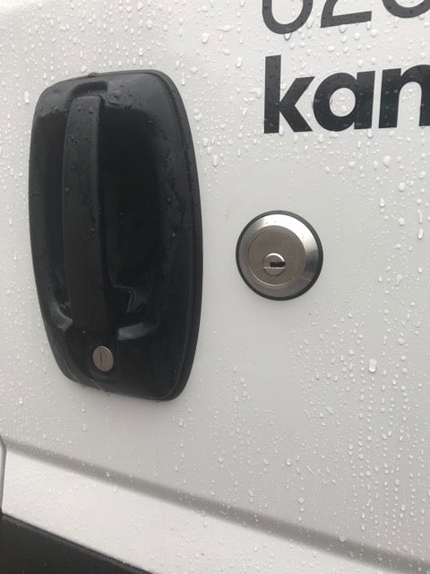 New Iveco Daily rear door slamlock