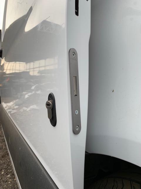 New Mercedes Sprinter 2018 sliding door deadlock