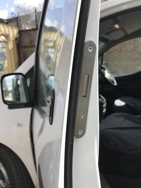 Nissan NV200 cab door deadlock