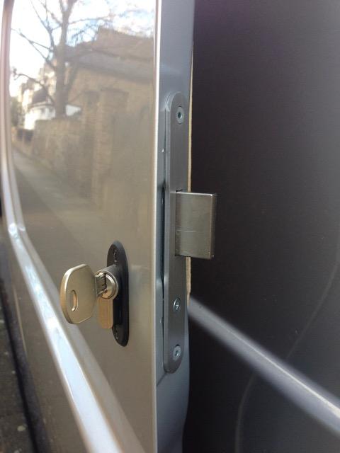 Nissan NV200 sliding door deadlock