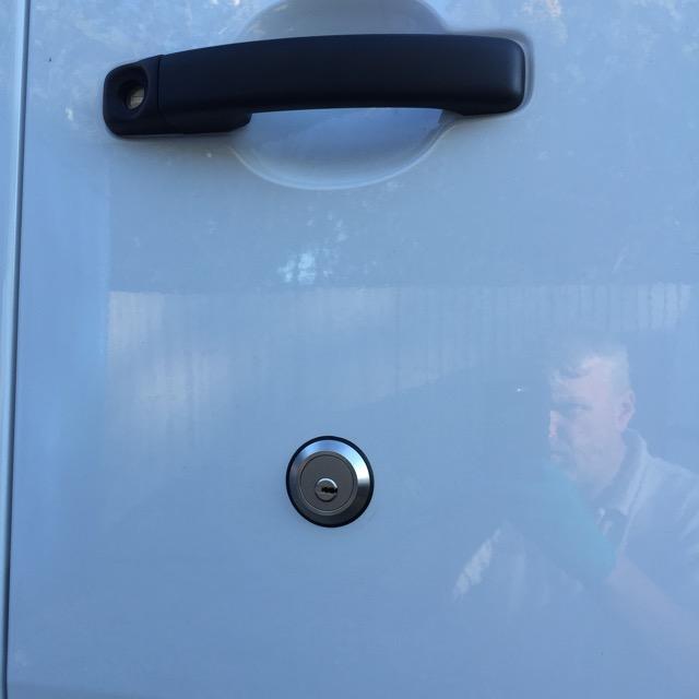 Nissan NV400 rear door slamlock