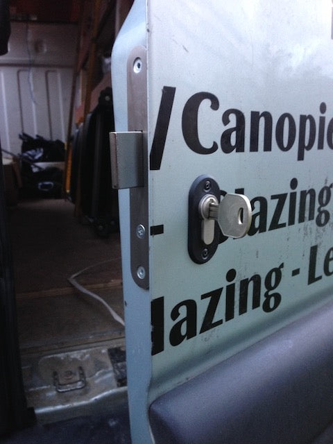 Renault Master Rear Lock Box Renault Master Deadlocks | Vanlocker | Van Lock Experts | UK ...