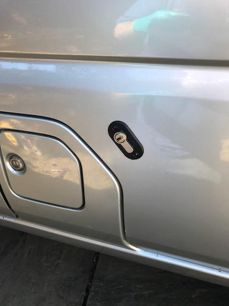 Suzuki Carry cab deadlock