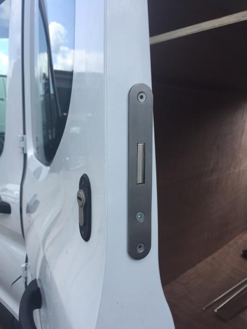 Ford Transit Mk8 crewcab tipper deadlocks