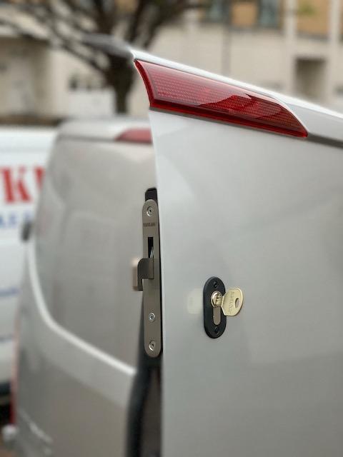 Transit Custom twin rear door high hookbolt deadlock