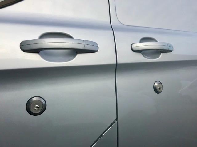 Transit custom passenger side slamlocks