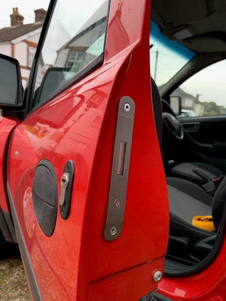 Vauxhall Combo 01 passenger door deadlock