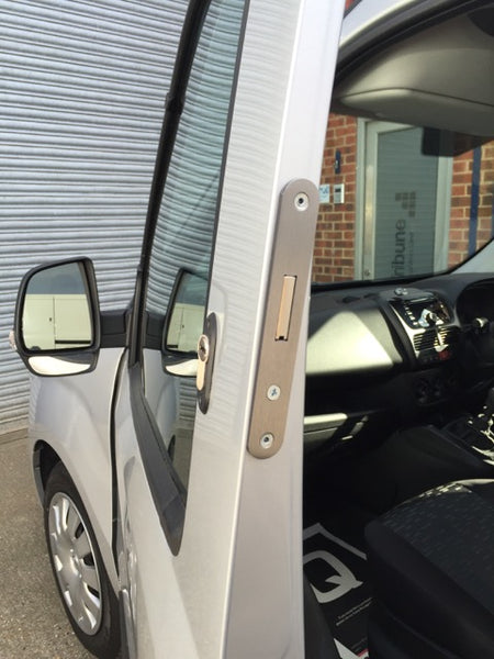 Vauxhall Combo 2012 passenger door deadlock