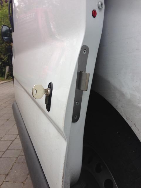 Vauxhall Vivaro glazed sliding door deadlock