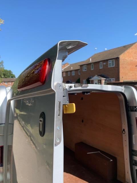 Vauxhall Vivaro 2014 high rear door deadlock