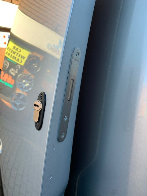 VW Caddy sliding door deadlock