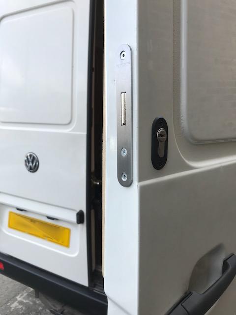 VW LT rear door deadlock
