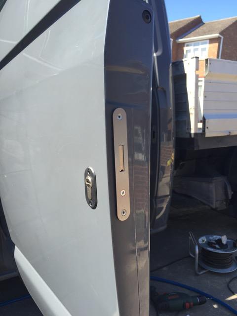Volkswagon T5 Dummy Van Door Lock Security Lock Deadlock X2 Theft Deterrent