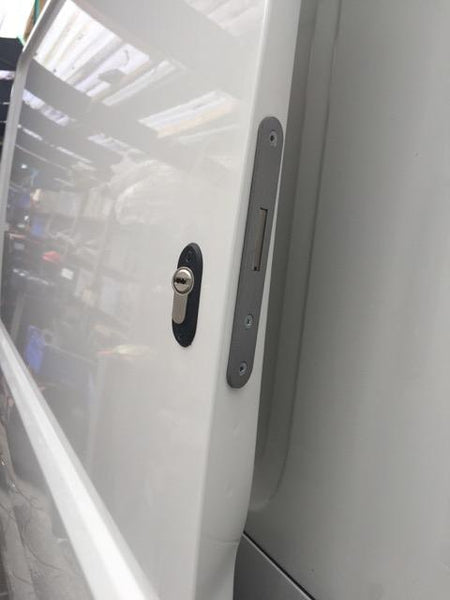 VW Transporter T6 sliding door deadlock